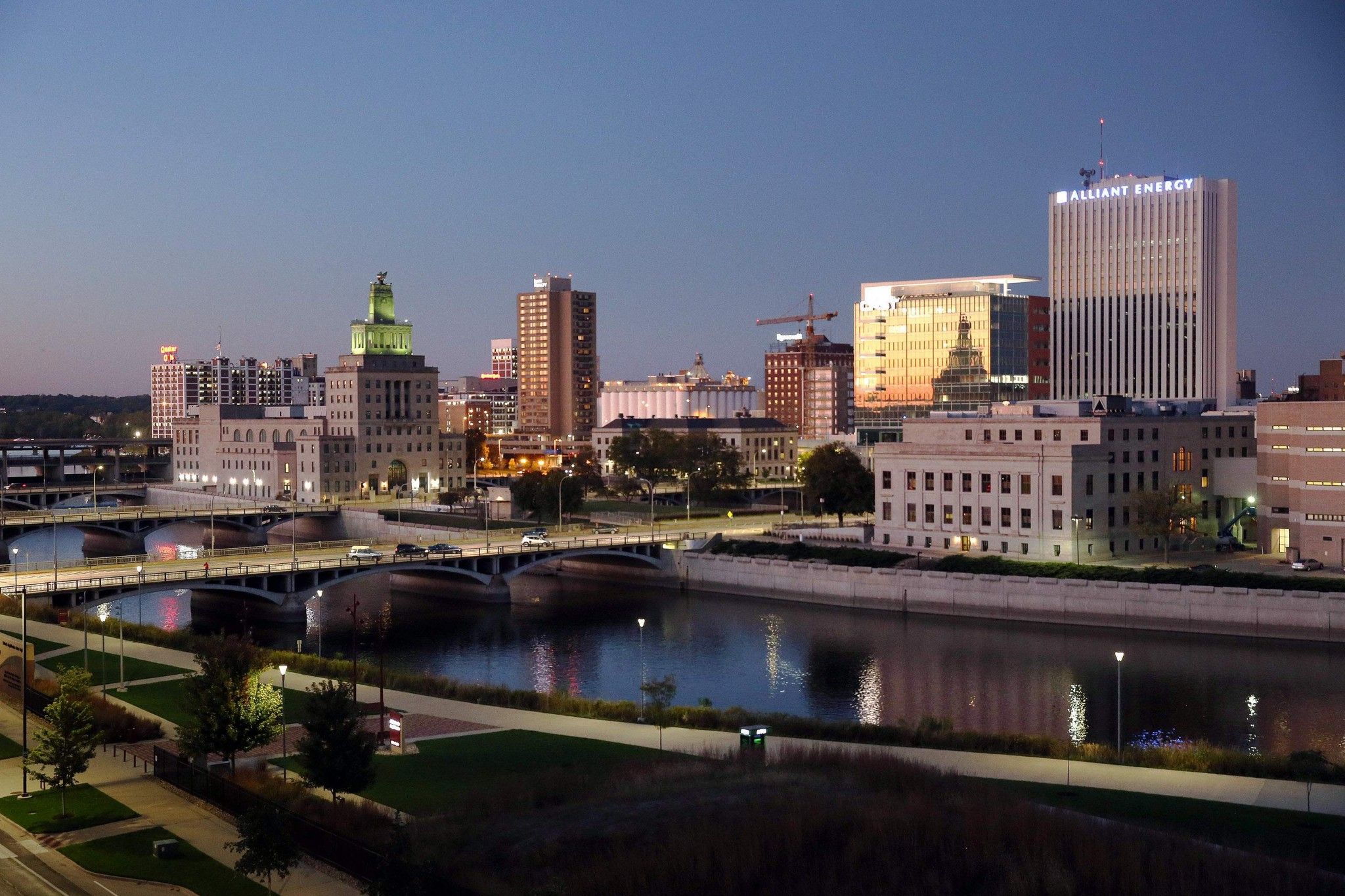 CEDAR RAPIDS, IA