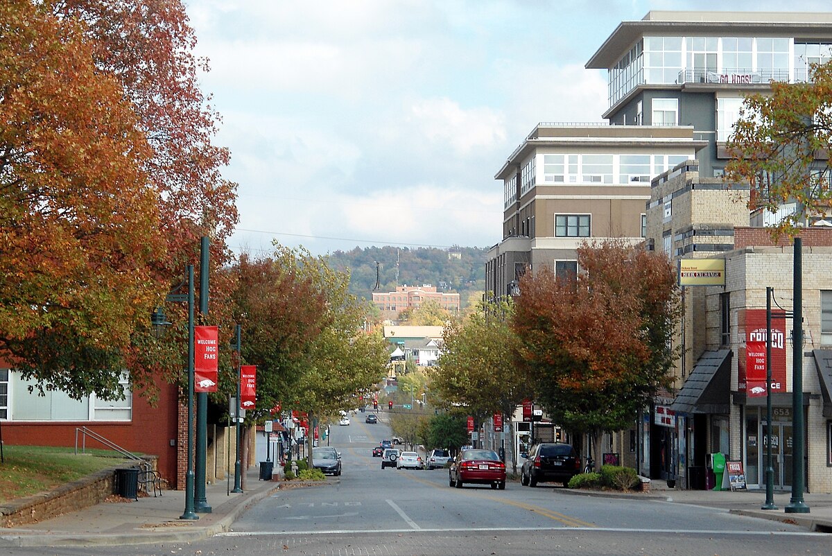FAYETTEVILLE, AR