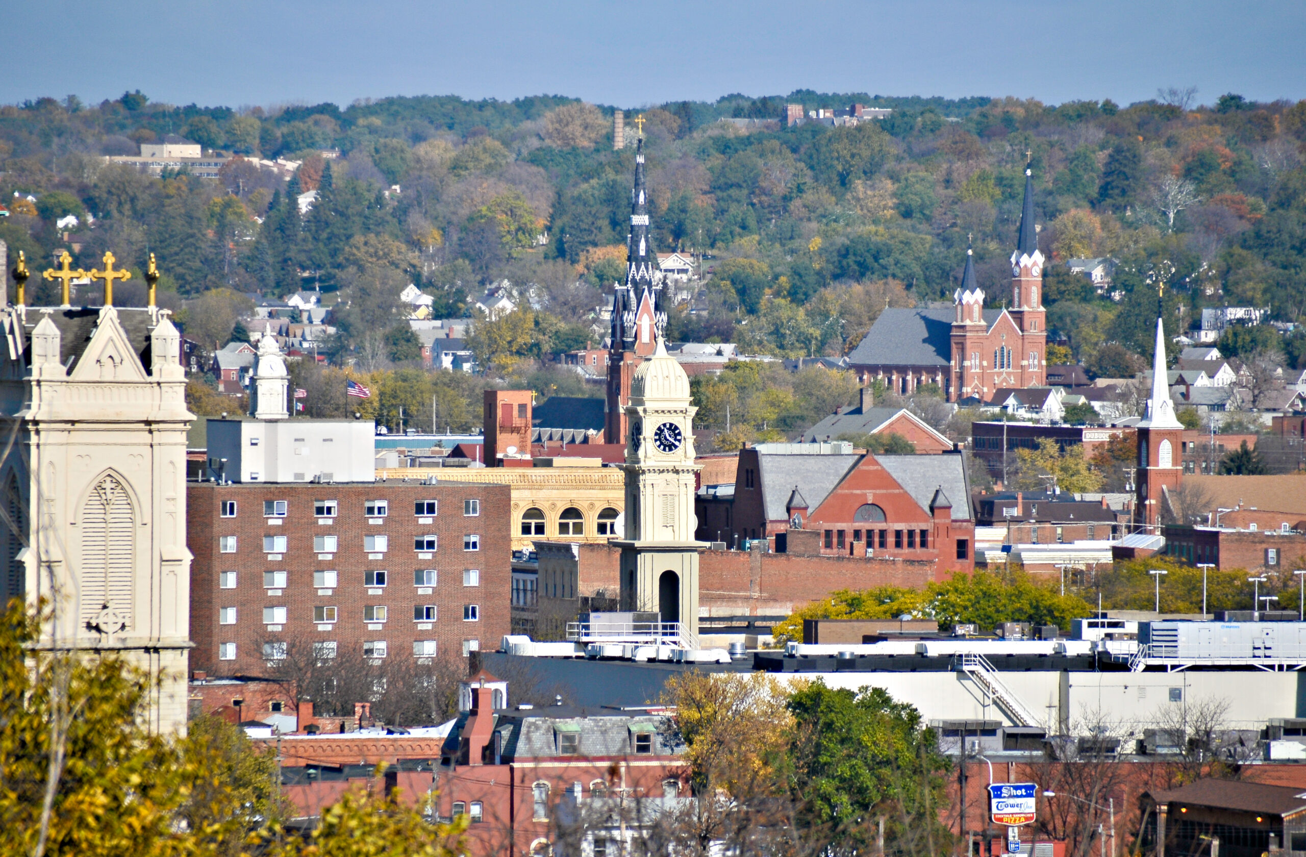 DUBUQUE, IA