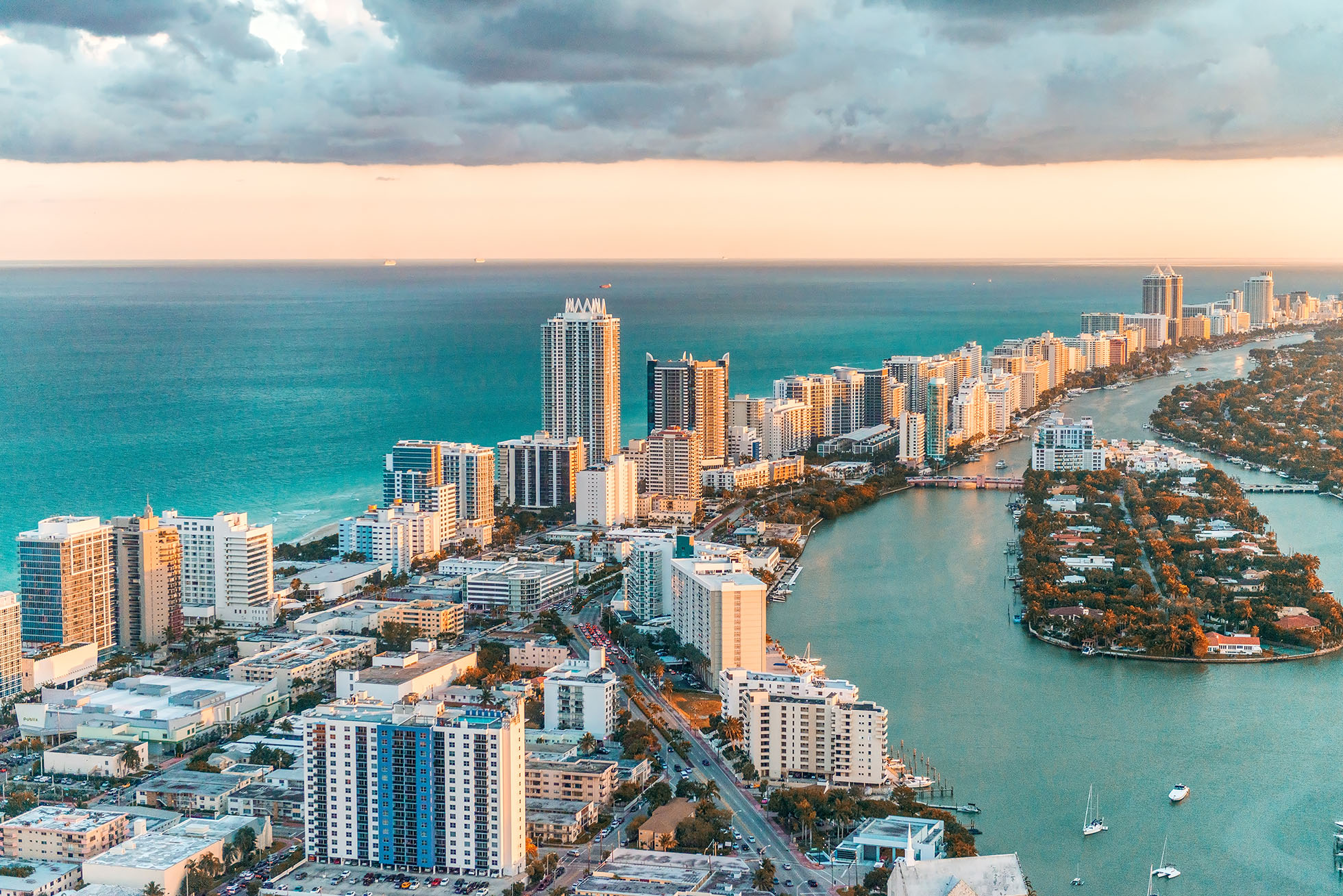 MIAMI, FL