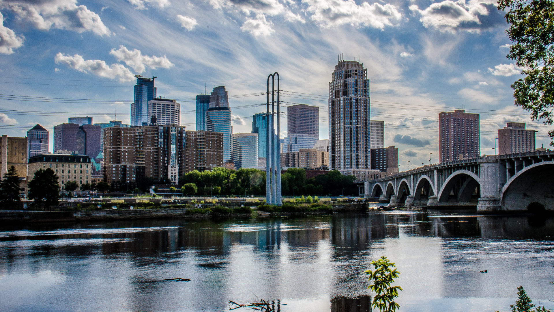 MINNEAPOLIS, MN
