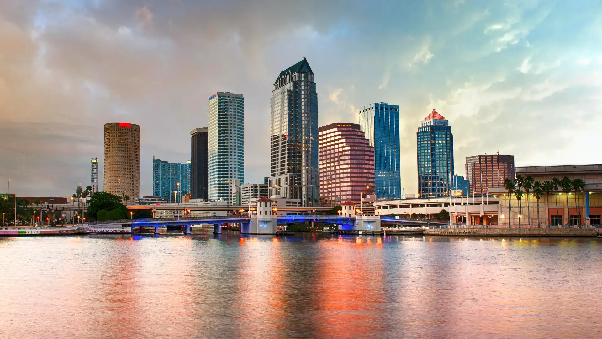 TAMPA, FL